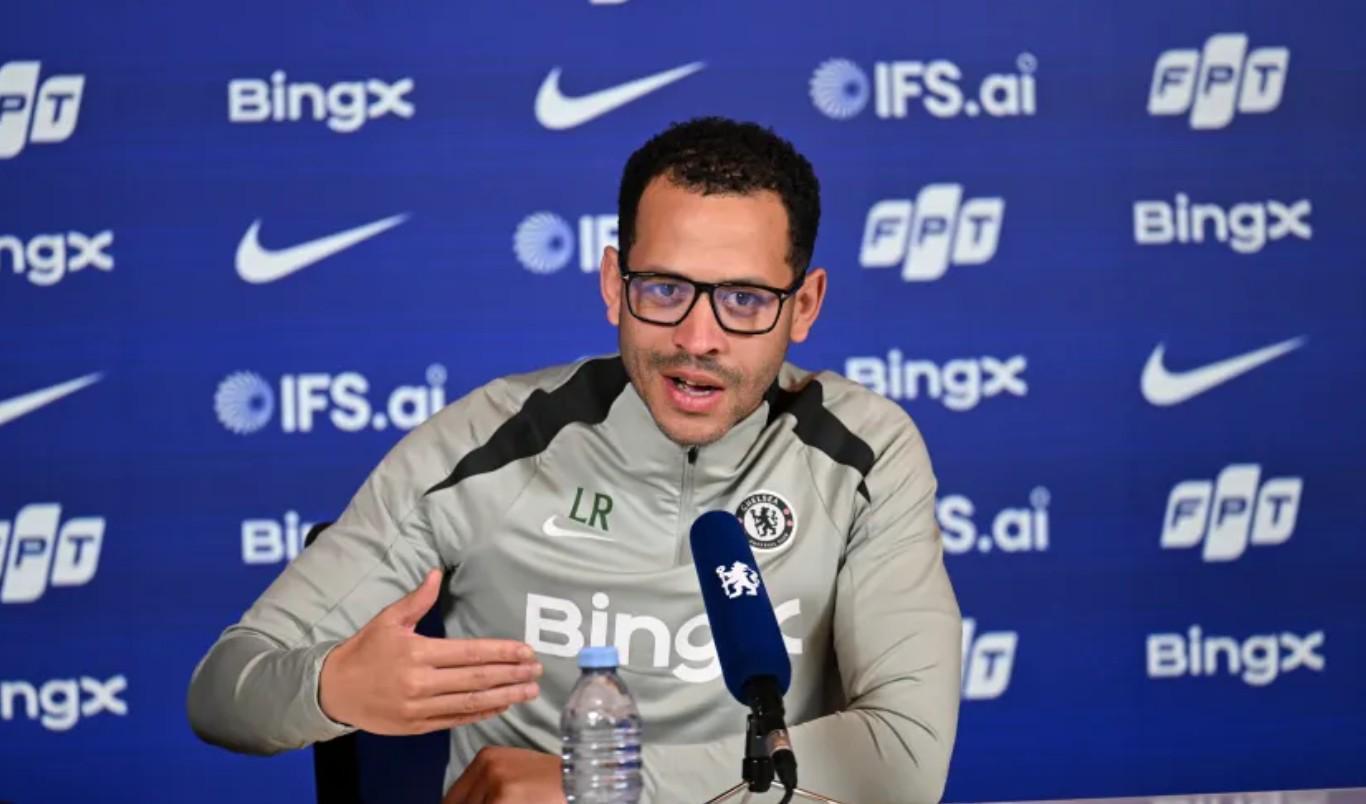 万博体育-邮报：罗塞尼尔和PGMOL裁判组线下会面，全程高度保密